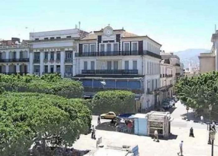 Hôtel D'orient