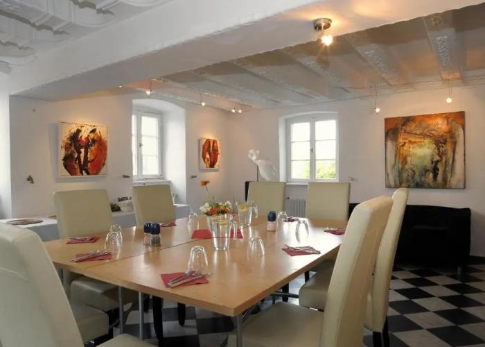 RheinRiver Guesthouse - Direkt am Rhein