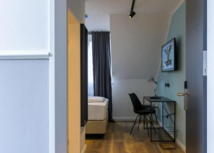 Nikii City Hotel