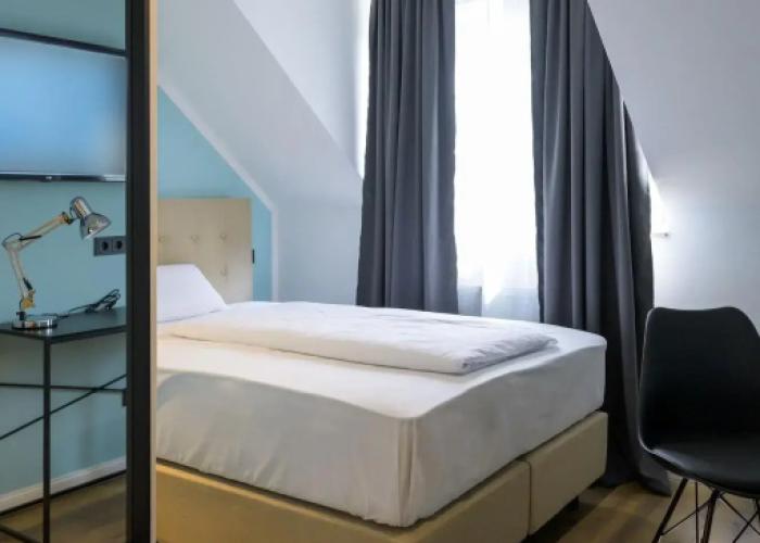 Nikii City Hotel