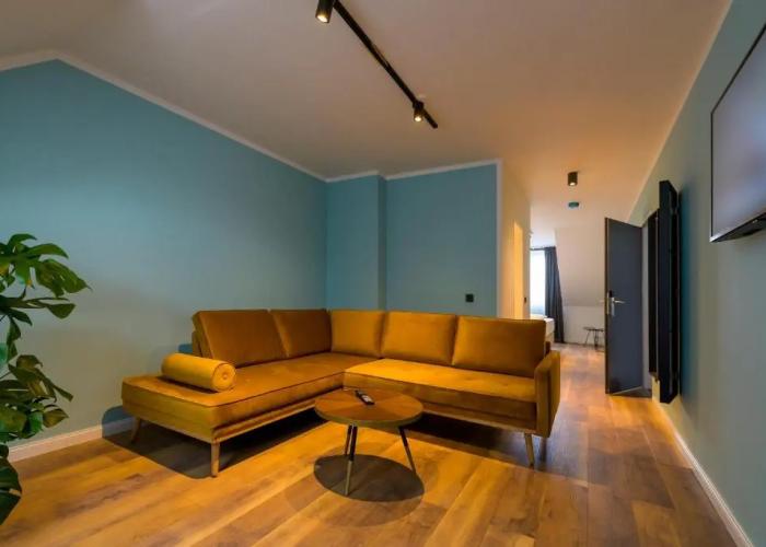 Nikii City Hotel