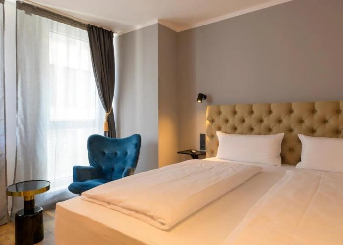 Nikii City Hotel