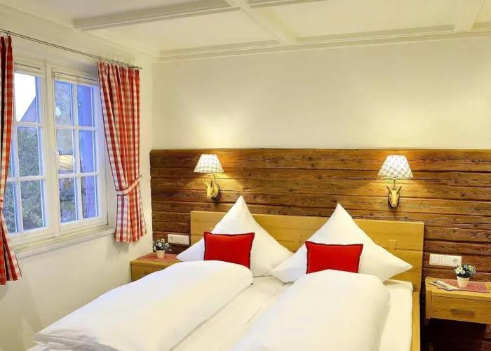 Hotel-Gasthof Adler