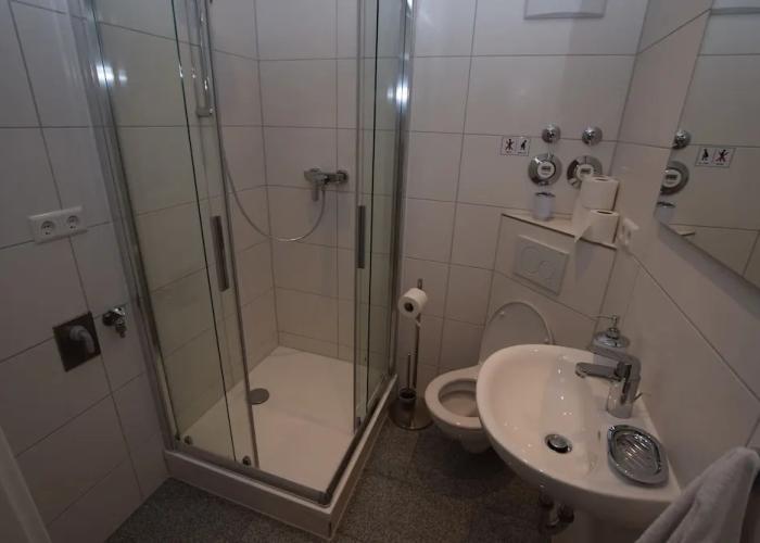 AB Apartment 109