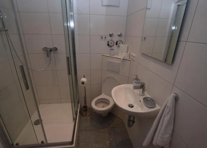 AB Apartment 109