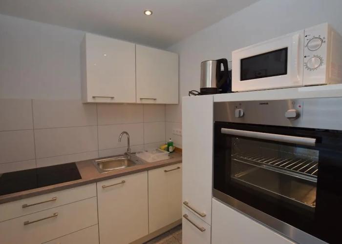 AB Apartment 109