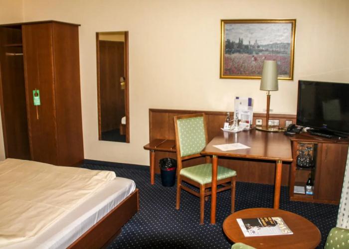 Victoria Hotel