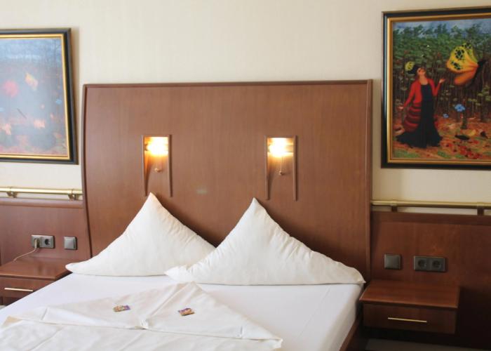 Victoria Hotel