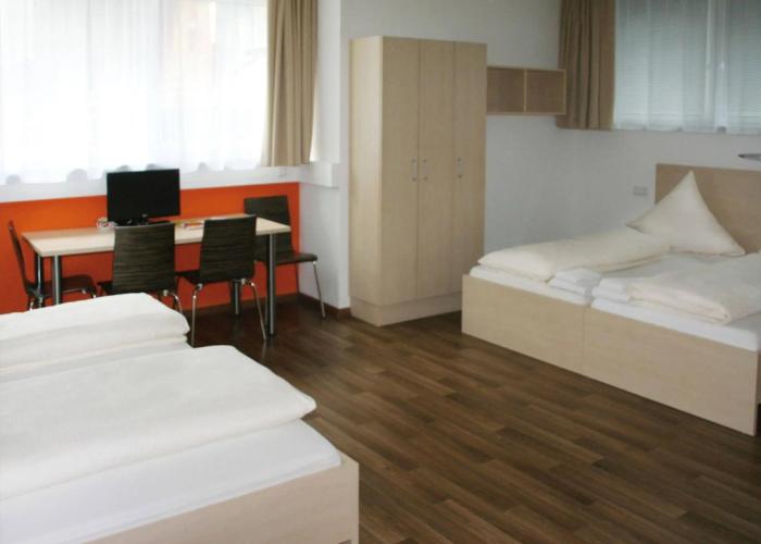 Orange Hotel und Apartments