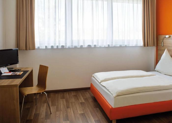 Orange Hotel und Apartments