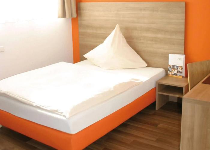 Orange Hotel und Apartments