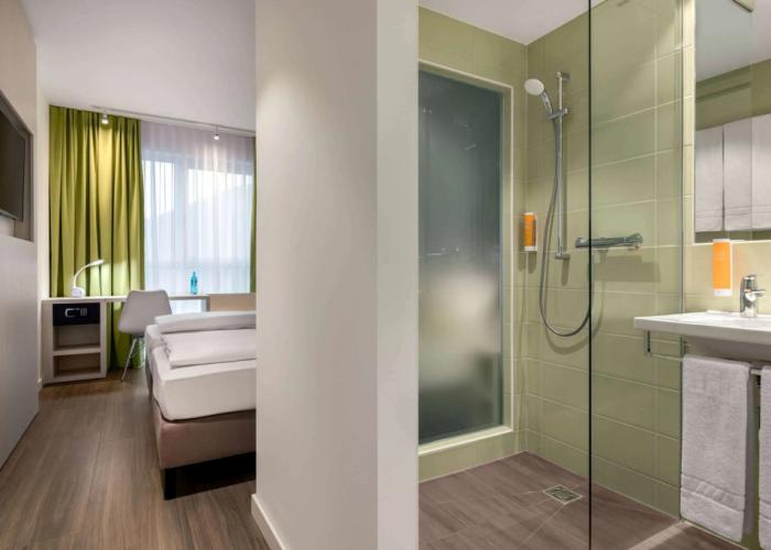 Super 8 By Wyndham Oberhausen