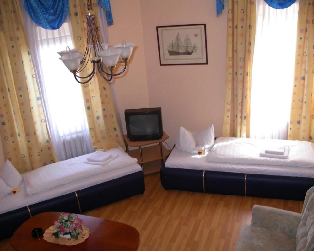фото Hotel garni Djaran