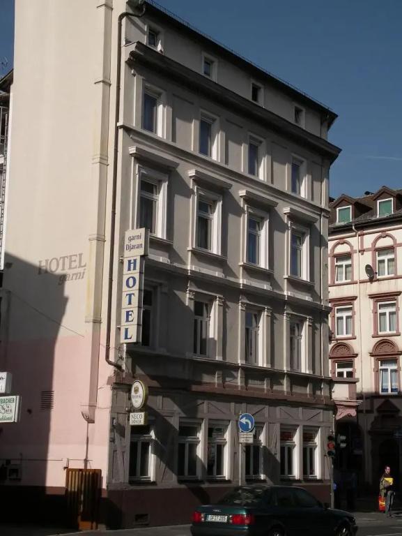 фото Hotel garni Djaran