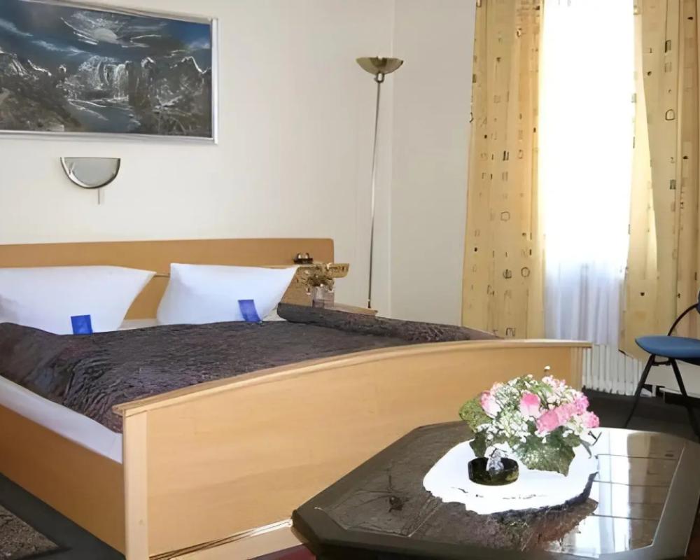 фото Hotel garni Djaran