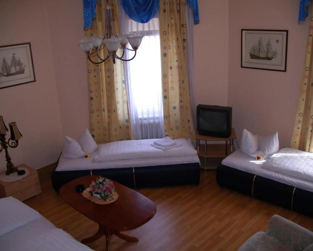 фото Hotel garni Djaran