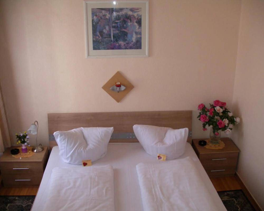 фото Hotel garni Djaran