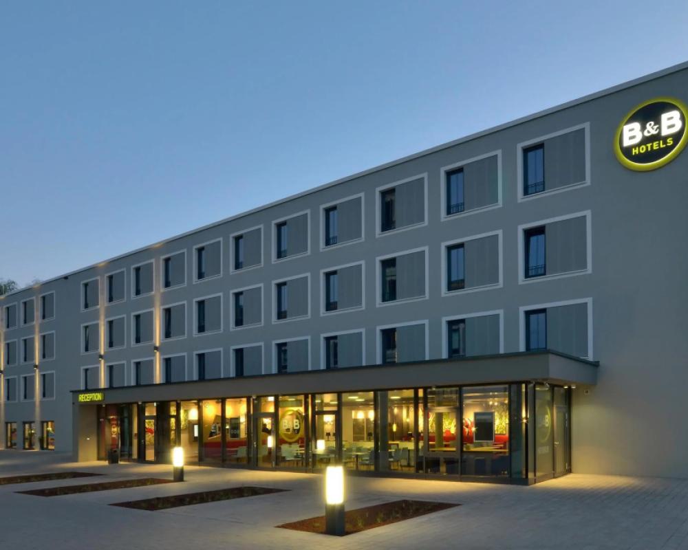 фото B&B Hotel Offenburg-City