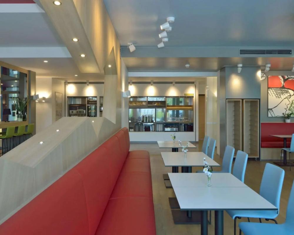 фото B&B Hotel Offenburg-City