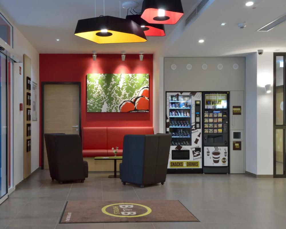 фото B&B Hotel Offenburg-City