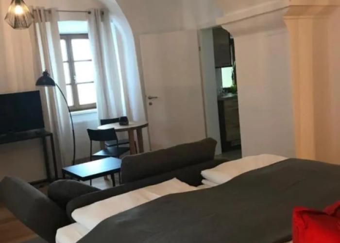 BARONHAUS Aparthotel & Suites