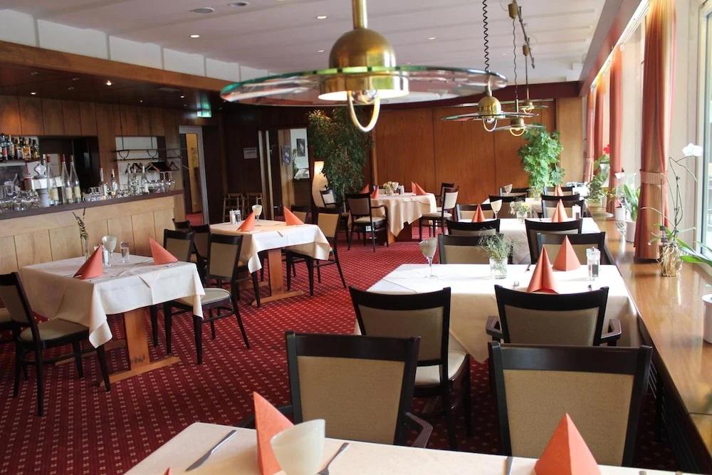 фото Hotel Restaurant Seegarten Quickborn