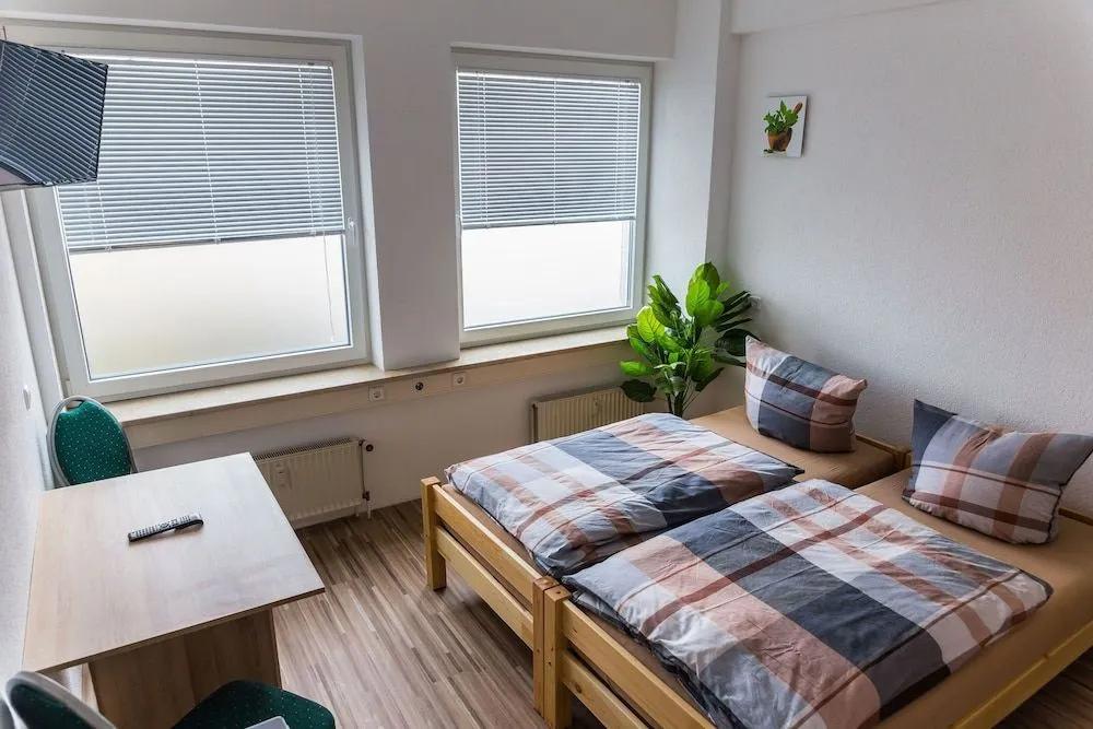 фото BHQ - BoardingHouse Quickborn - Hostel