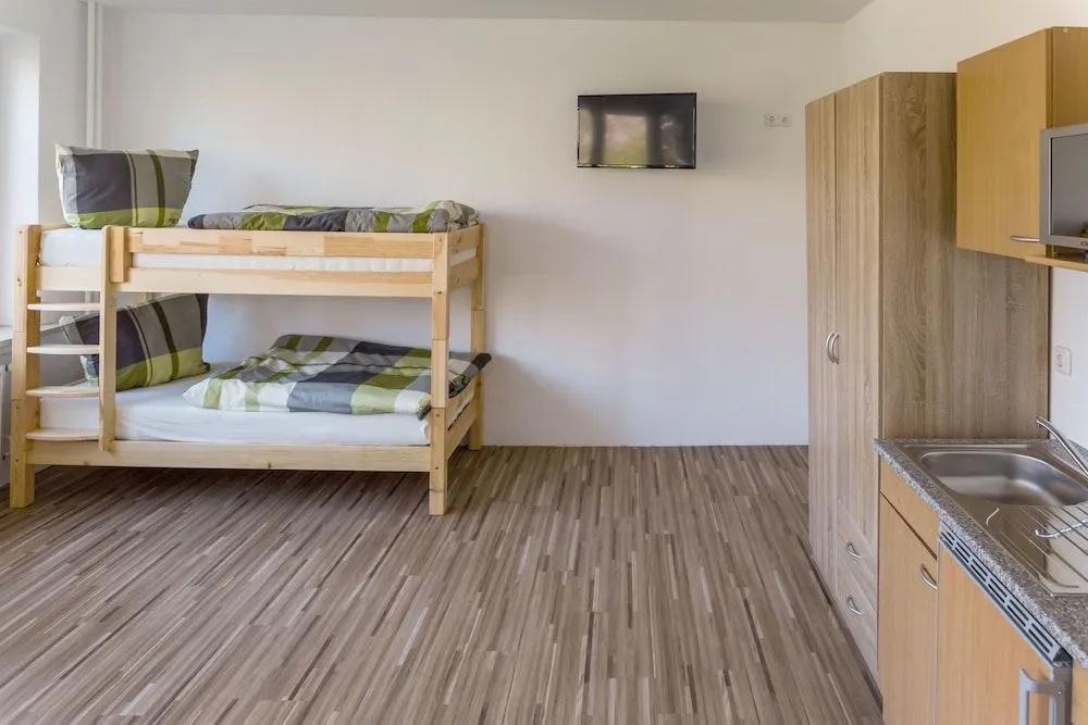 фото BHQ - BoardingHouse Quickborn - Hostel