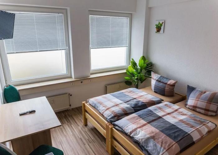 BHQ - BoardingHouse Quickborn - Hostel