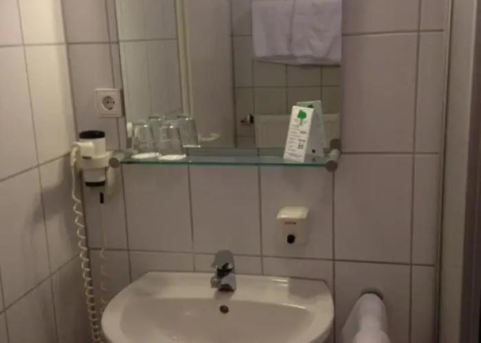 Astra Hotel Garni
