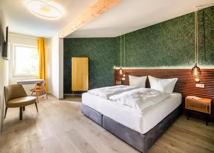 Stuckhotel Fettehenne