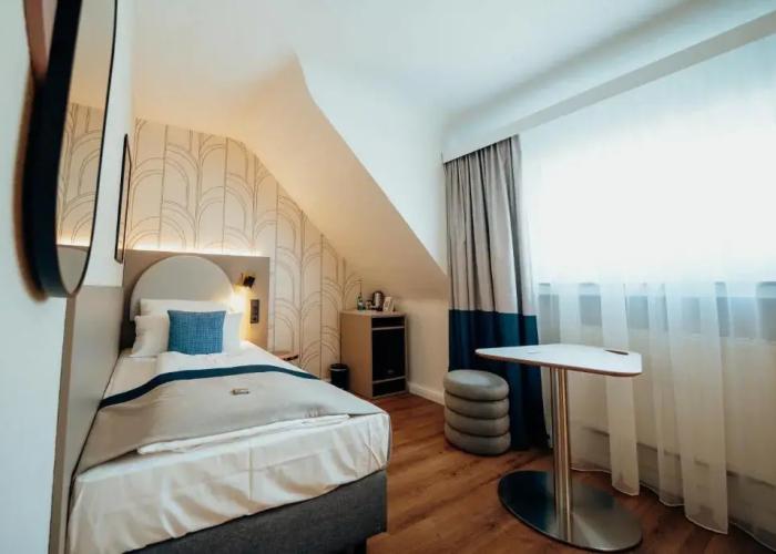Liyana Hotel