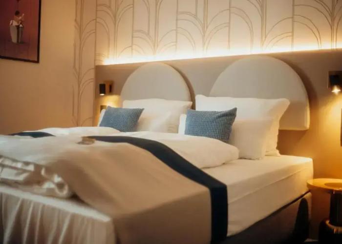 Liyana Hotel