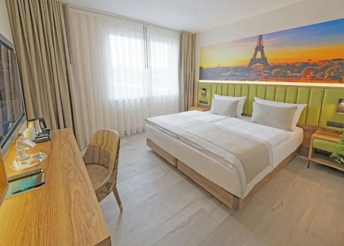 Friends Hotel Düsseldorf Airport
