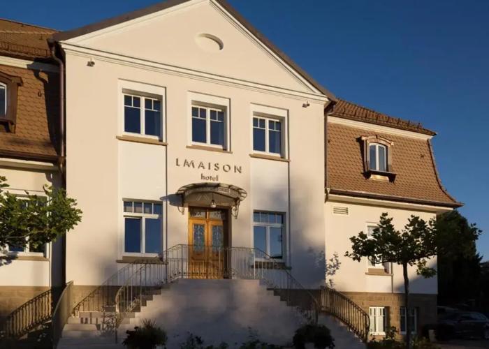 LA Maison Hotel