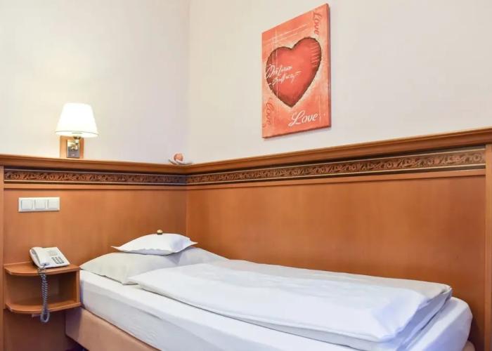 Hotel Alexandra