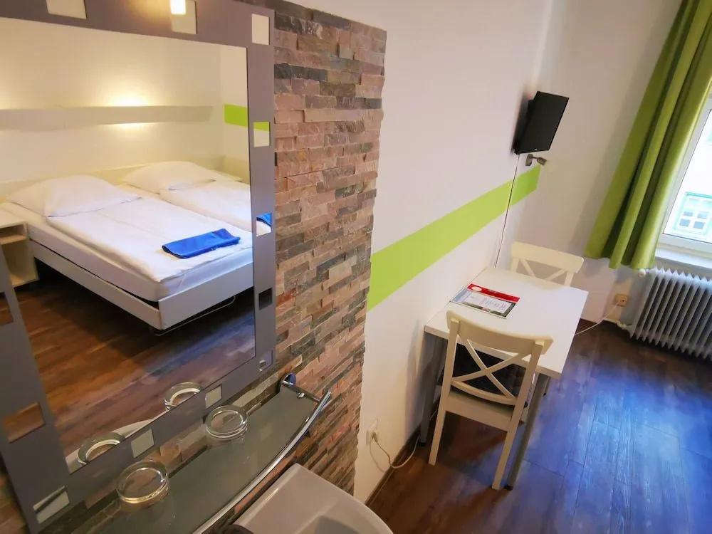 фото City Hostel
