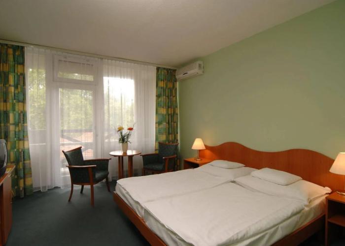 Hunguest Hotel Flora