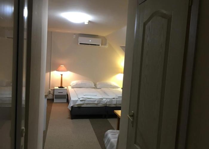 Hotel Unicornis