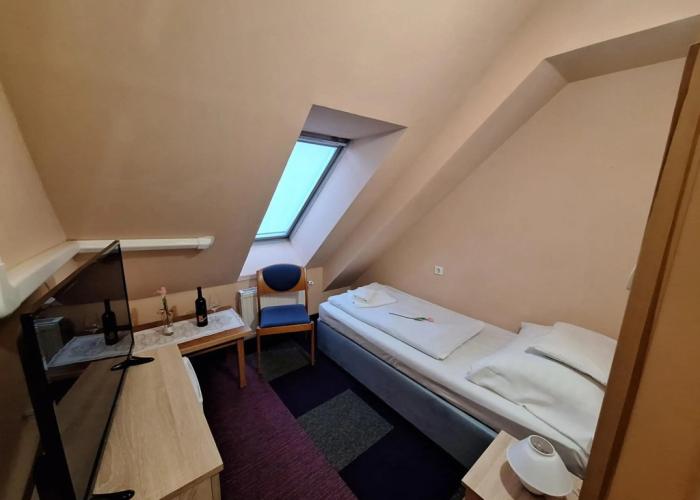 Hotel Unicornis