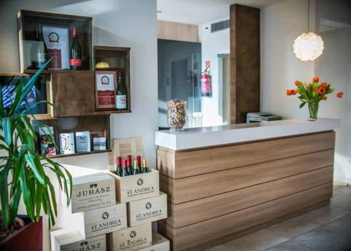 Imola Udvarhaz Hotel