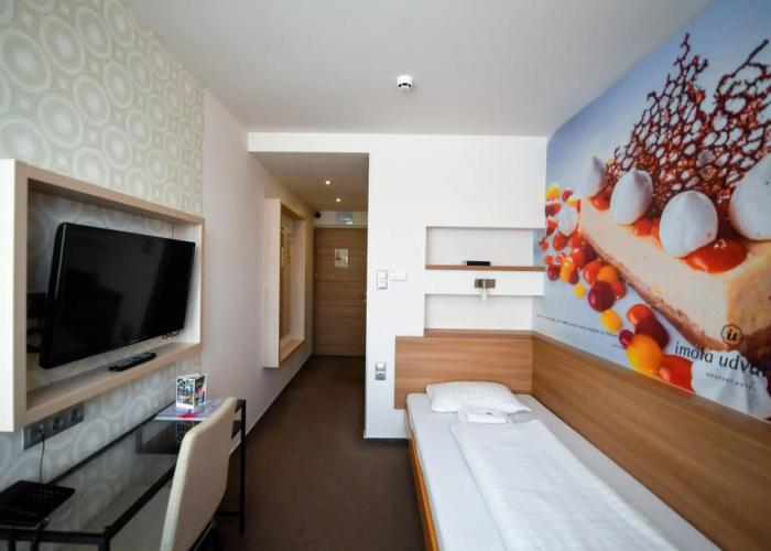 Imola Udvarhaz Hotel