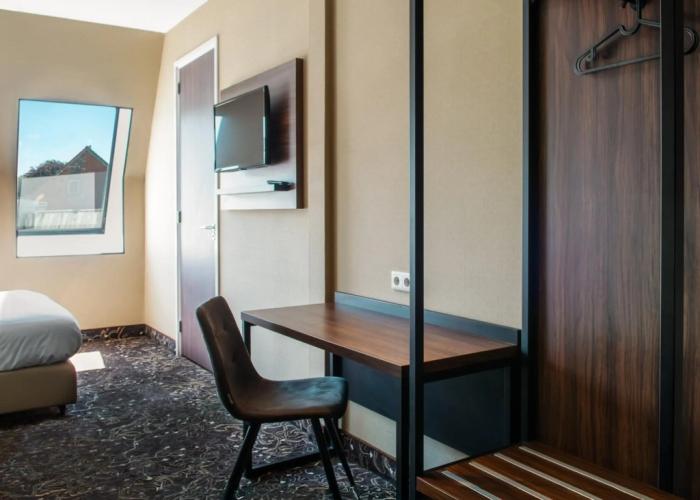 Amsterdam Lake Hotel