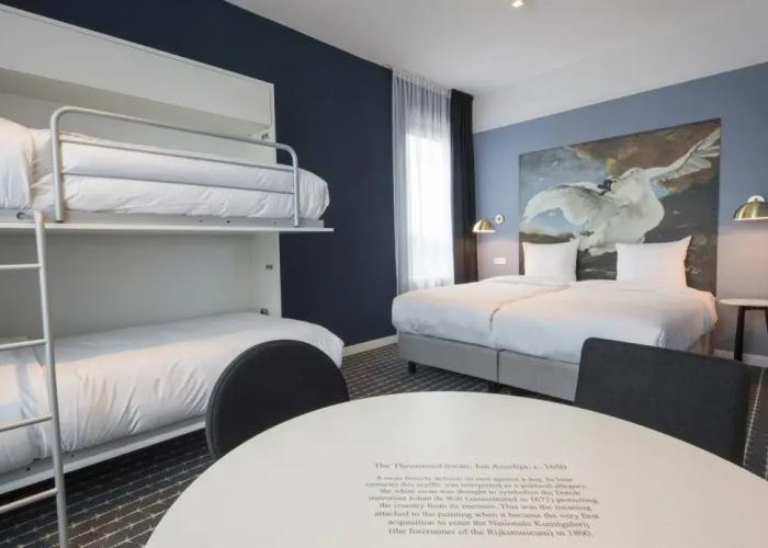 Corendon Amsterdam Schiphol Airport, a Tribute Portfolio Hotel