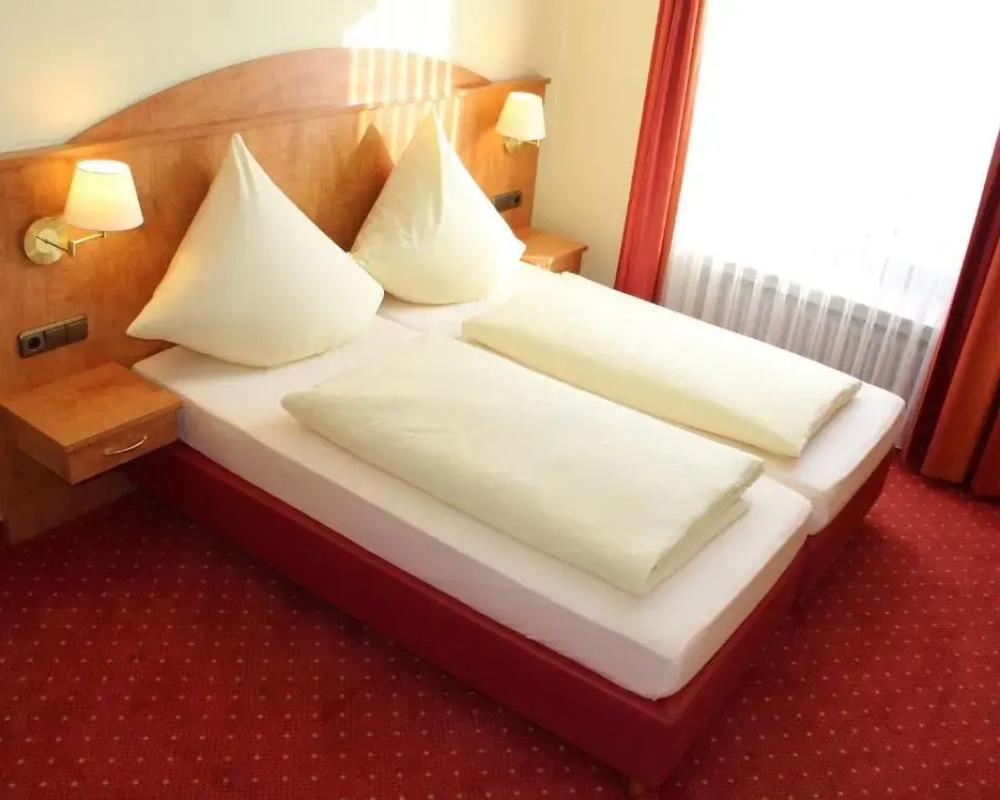 фото Stadthotel Augsburg
