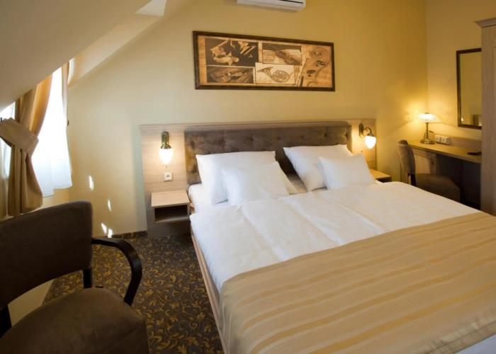 Barokk Hotel Promenád Gyor