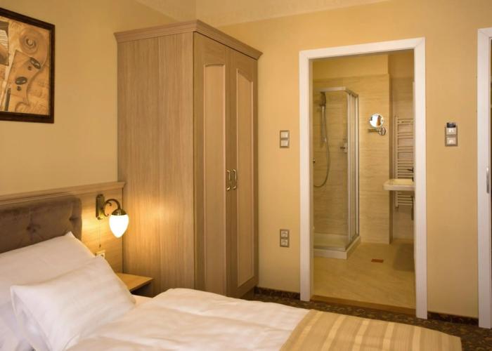 Barokk Hotel Promenád Gyor