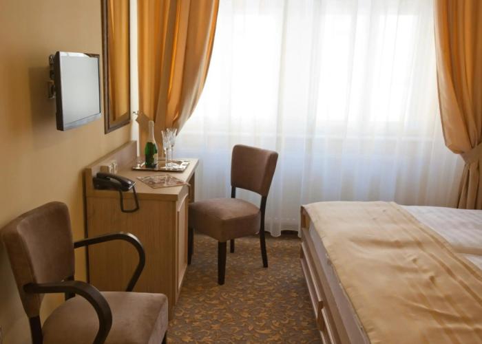 Barokk Hotel Promenád Gyor