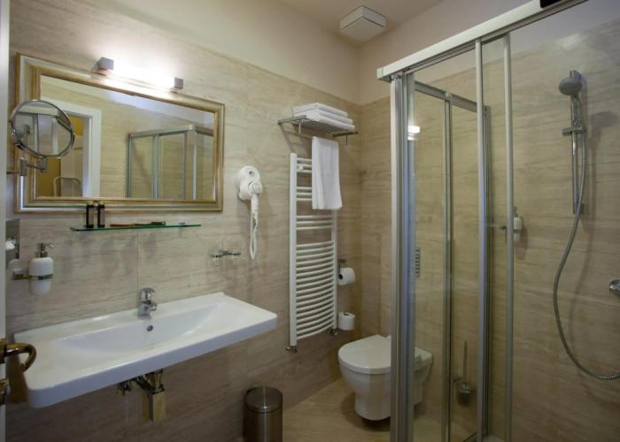 Barokk Hotel Promenád Gyor