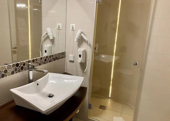 Granada Konferencia Wellness Sport Hotel